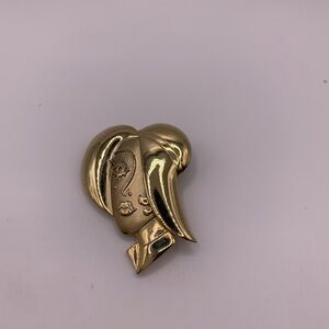 VTG Gold Tone Girl With Bob Haircut Brooch